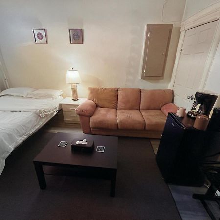 Booking-Eddy- Single Room With Self Check-In Hull Esterno foto
