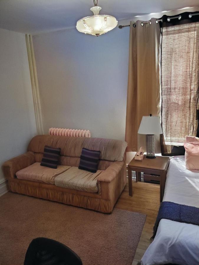 Booking-Eddy- Single Room With Self Check-In Hull Esterno foto