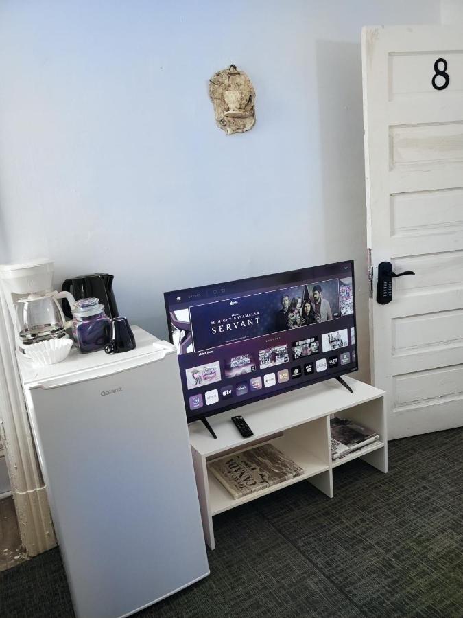 Booking-Eddy- Single Room With Self Check-In Hull Esterno foto