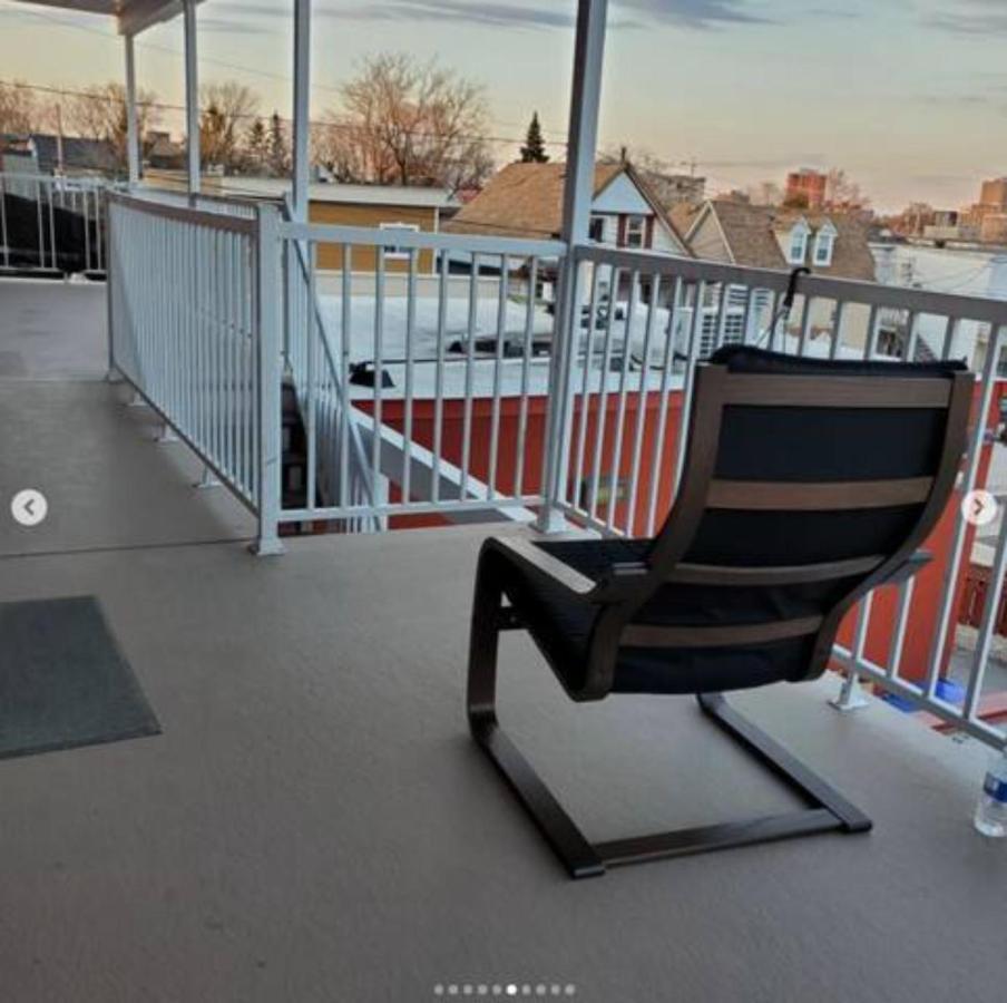 Booking-Eddy- Single Room With Self Check-In Hull Esterno foto