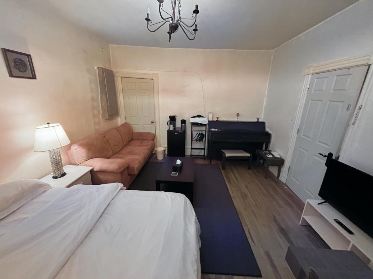 Booking-Eddy- Single Room With Self Check-In Hull Esterno foto